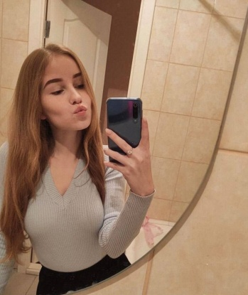 Полечка, 21